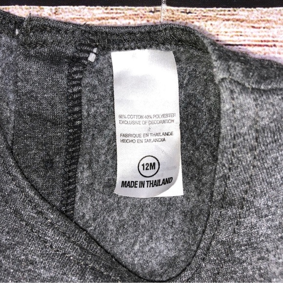 NHL Detroit Red Wings Grey and Red Romper Size 12M - Picture 2 of 11